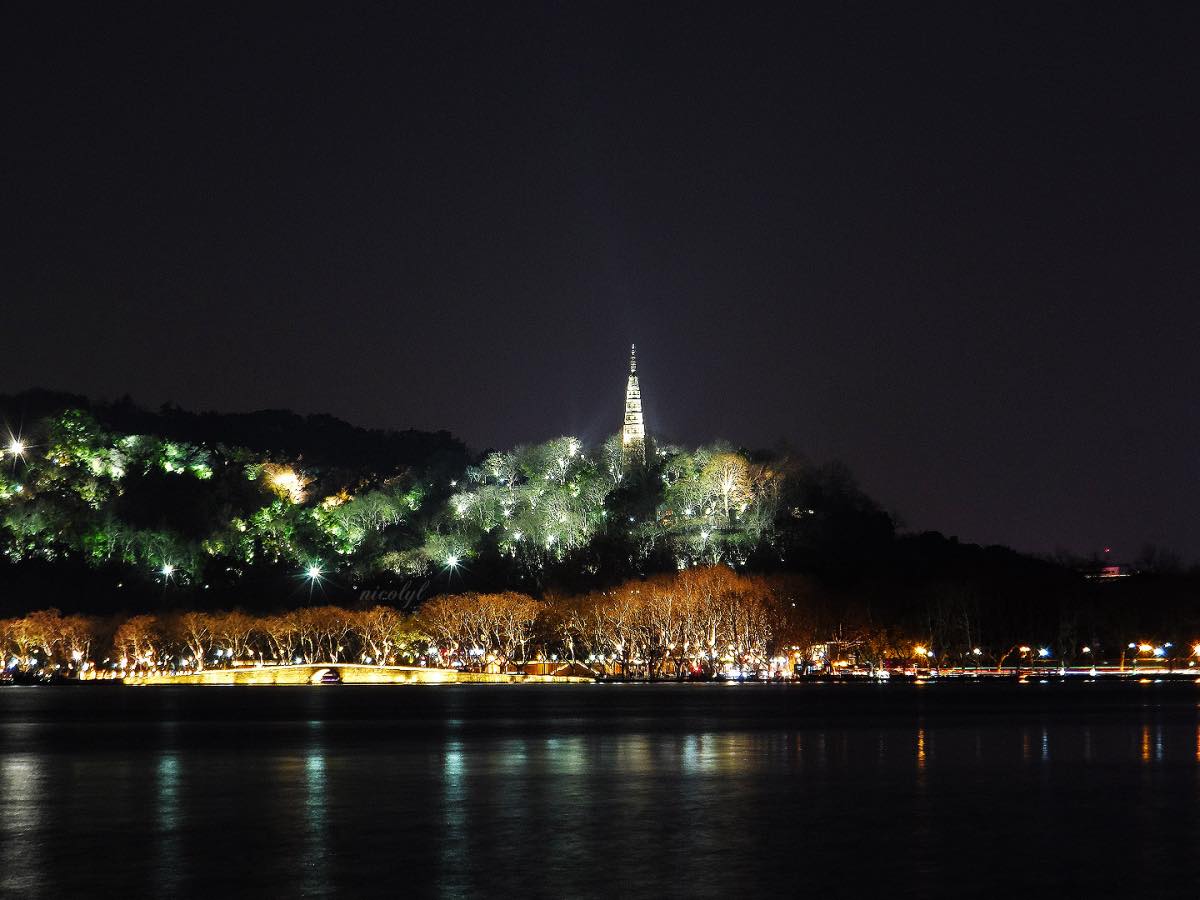 hangzhou west lake pagoda