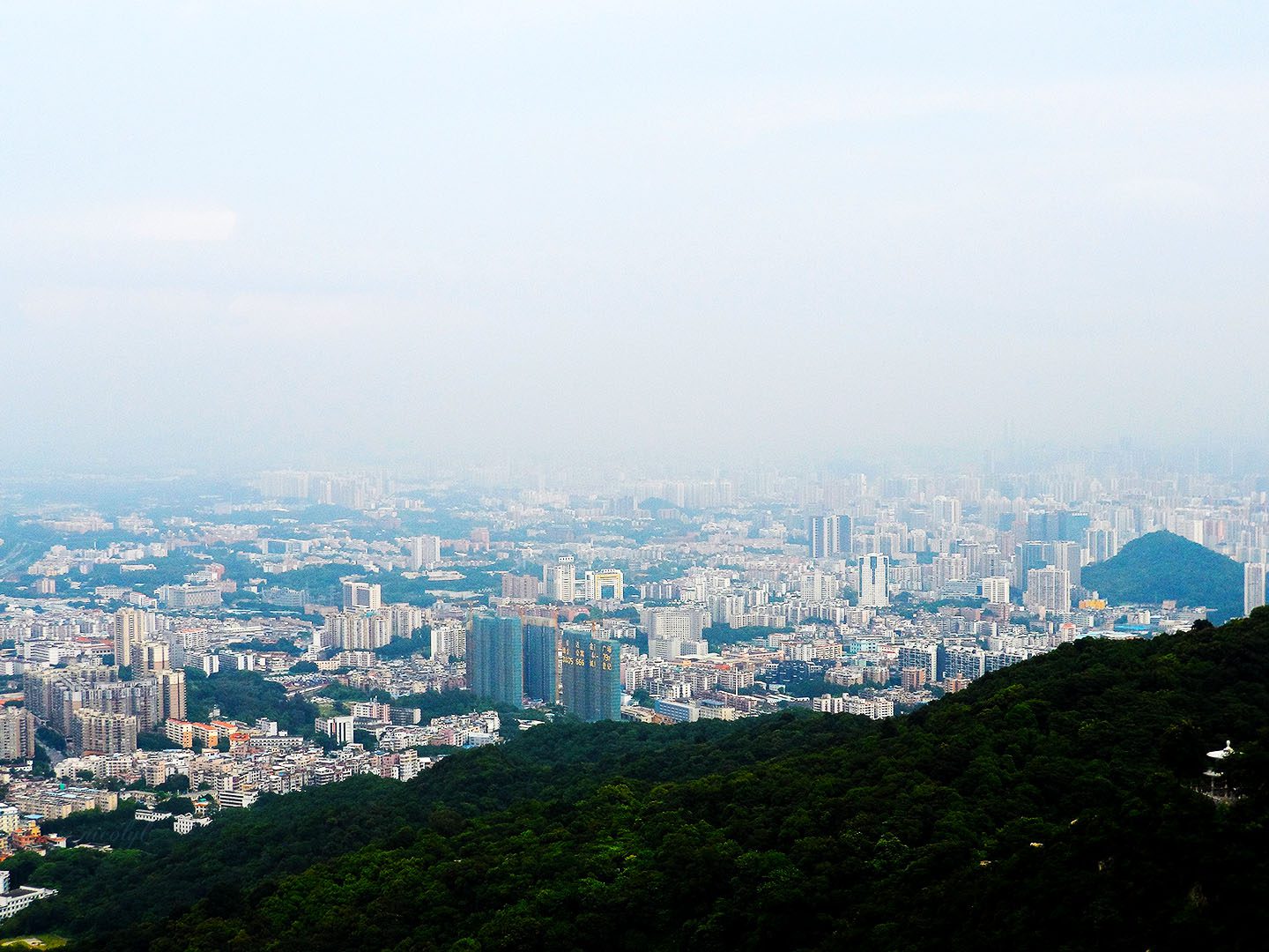 Guangzhou Guangdong baiyuan Shan white cloud mountain city view