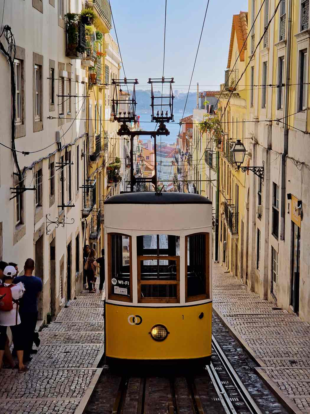 lisbon portugal famous tram