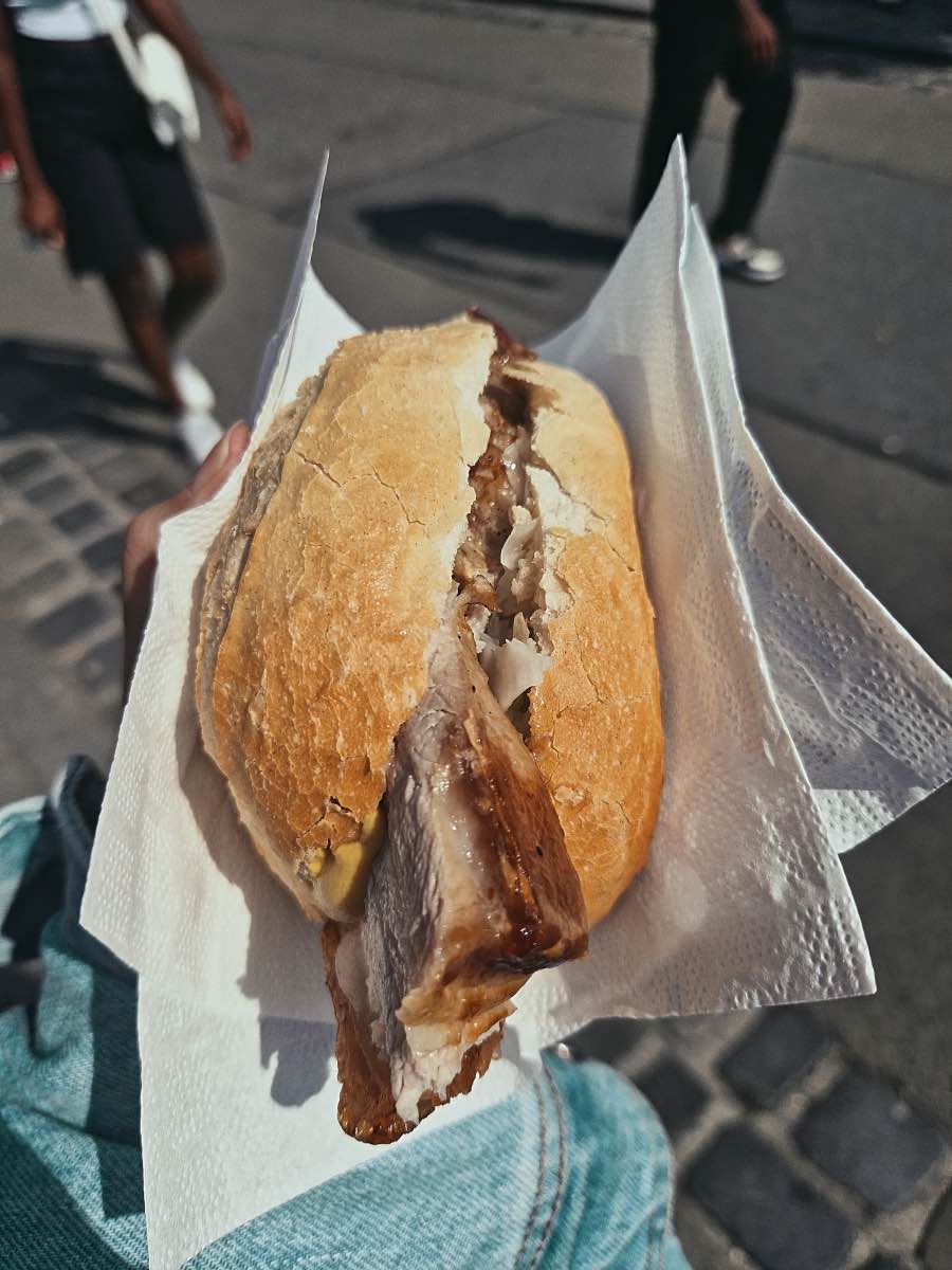 Kustensemmel pork belly crackling sandwich viktualienmarkt munich